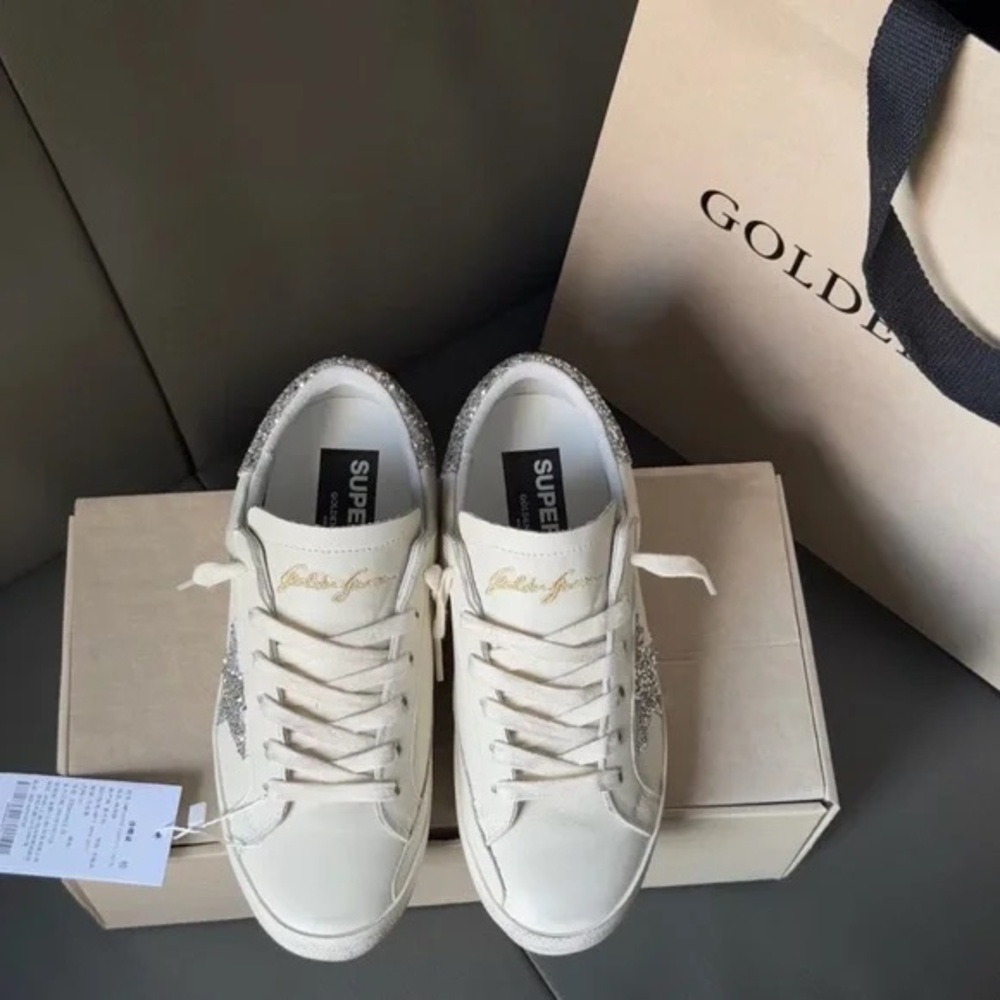 Golden Goose Women's Cream Sneakers with Silver Accents - Picture 6 of 7